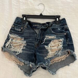 American Eagle Distressed Shortd
